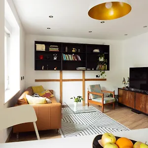 https://two-bedroom-family-apartment.hotels-in-ljubljana.com